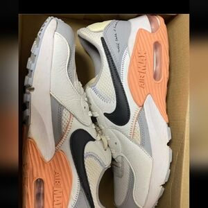 Nike Air Max Size 8